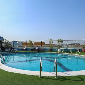 Aavri Hotel